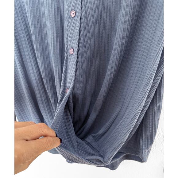 White Willow Womens Long Sleeve Textured Button Front Top Faux Wrap Caspian Blue - Picture 4 of 7